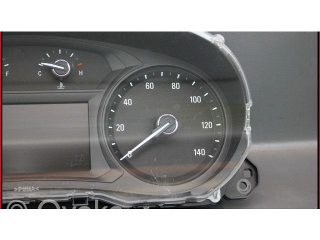 Přístrojová deska Buick Encore I 2016 42518704