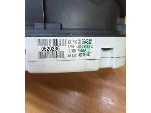 Панель приборов 31254832 Volvo C70