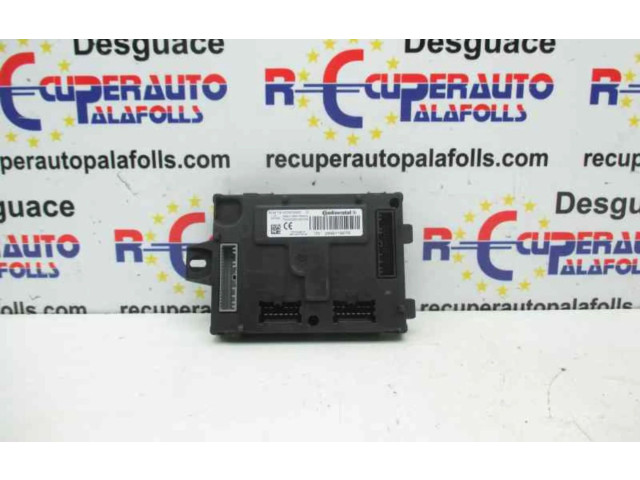 Блок комфорта 284B11867R   Renault Clio III   