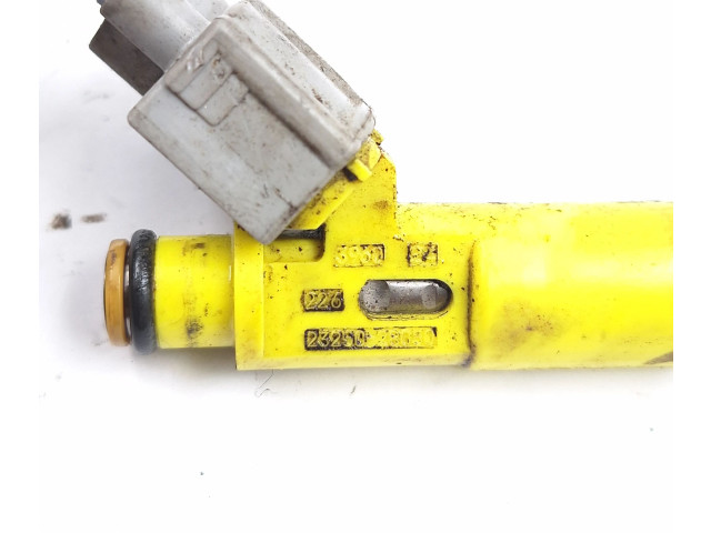 Vstřikovač 2325028050 Toyota RAV 4 (XA20) 1AZ-FE