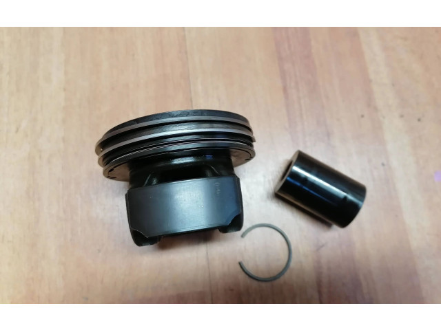 Поршень R9N401 120A16279R Renault Scenic IV - Grand scenic IV