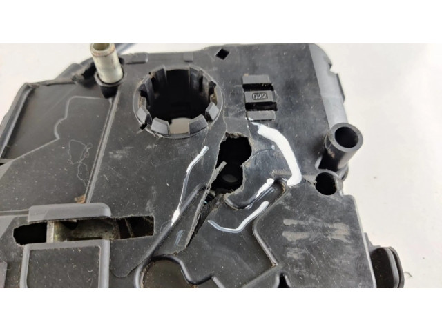 Zámek zadních dveří 2K0827426C Volkswagen Caddy 2010