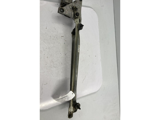 Моторчик дворников 31253518    Volvo C30