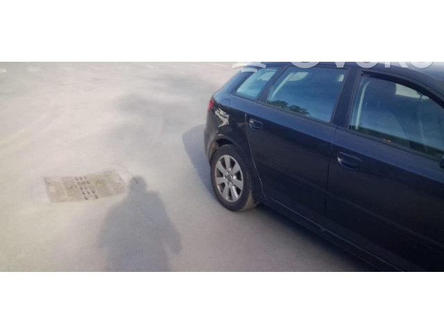 Зеркало электрическое        Audi A3 S3 A3 Sportback 8P  2005 - 2013 года   