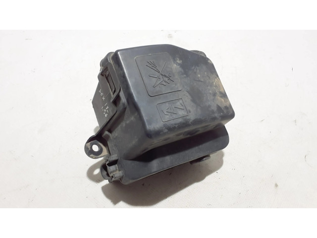 Блок предохранителей 243829068R Dacia Dokker