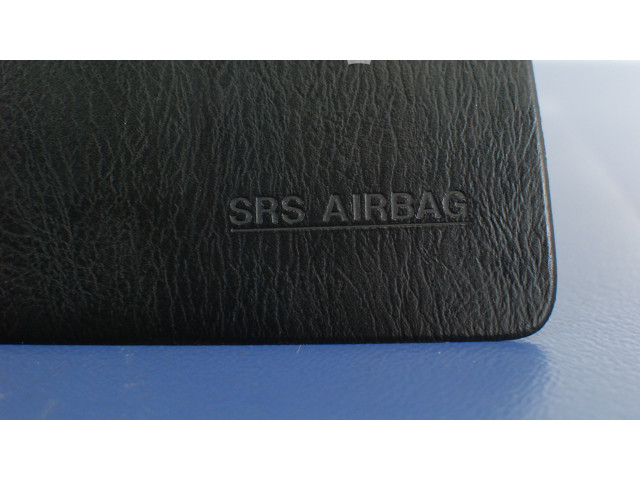 Подушка безопасности водителя Mazda MPV II LW