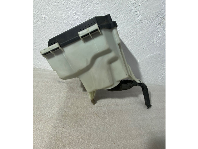 Pojistková skříňka A2059981301 Mercedes-Benz C W205 2015