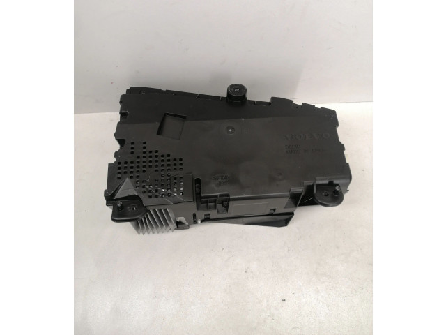 Дисплей    31473184   Volvo XC90