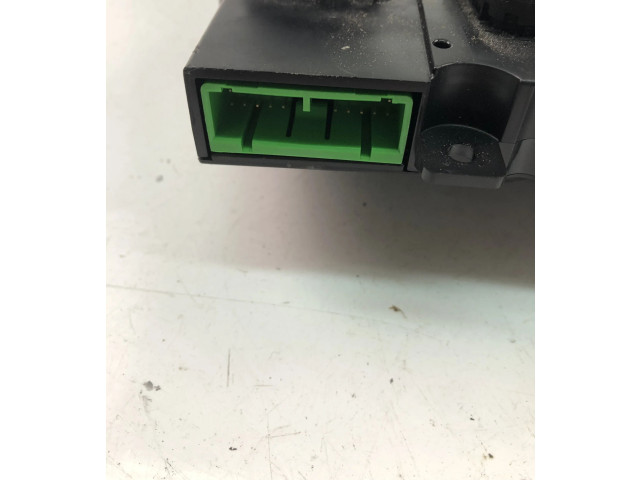 Блок управления климат-контролем 30795265 Volvo S60