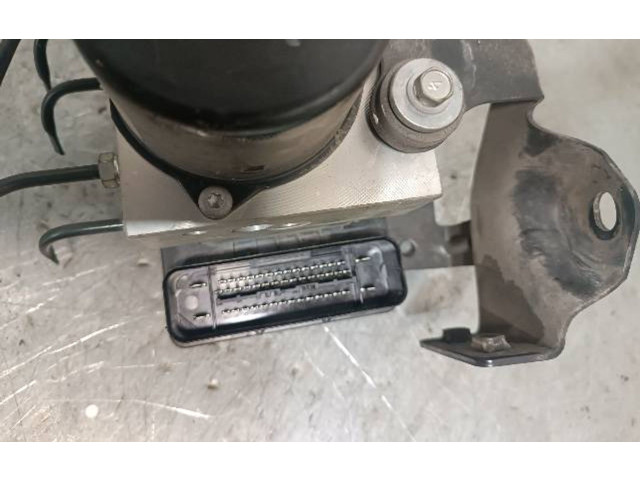 Jednotka ABS 47660 Nissan Navara D22 2001