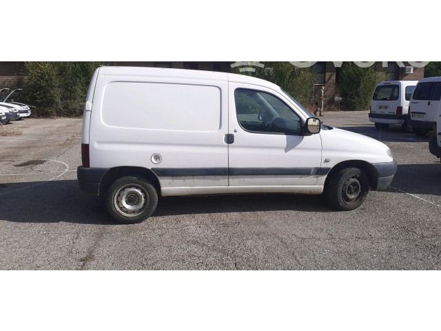 Передний комплект электрического механизма для подъема окна 9221A4   Peugeot Partner