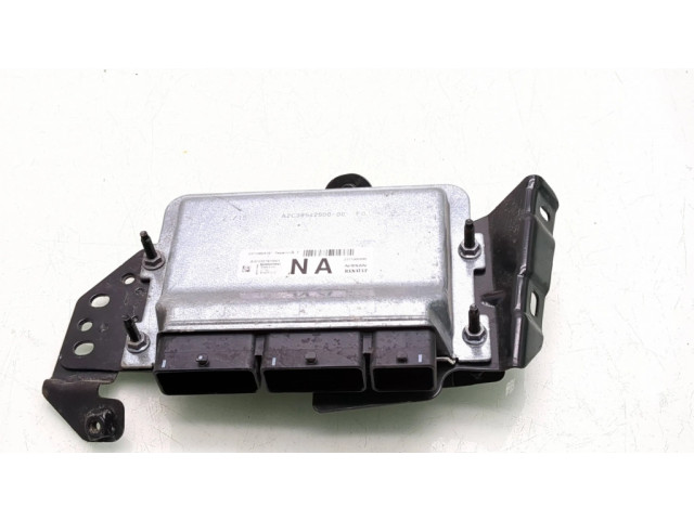 Блок управления двигателя 237106048S   Dacia Logan III