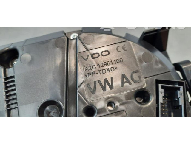 Přístrojová deska  Volkswagen T-Roc 2020 2GA920741C  