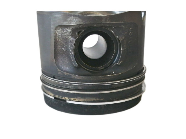 Поршень N47D20A BMW 1 E81 E87