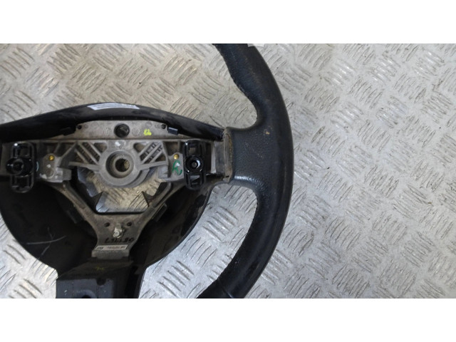 Volant Nissan Qashqai+2 2010