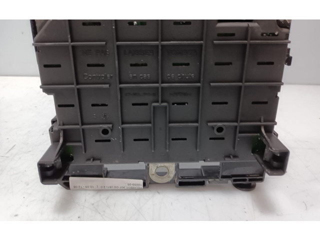 Pojistková skříňka 9650663880 Peugeot 307 CC 2004