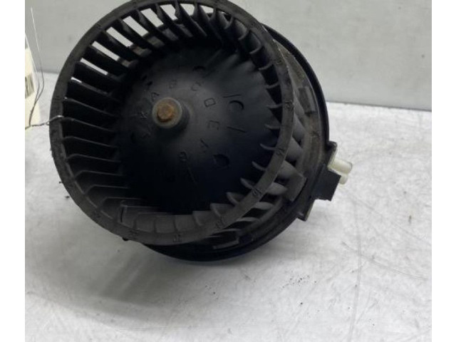 Вентилятор печки Volkswagen Golf II