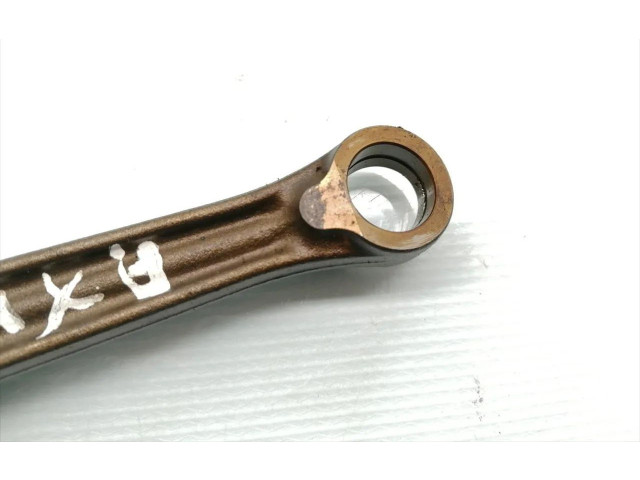 Шатун  AXW    Audi A3 S3 8P  