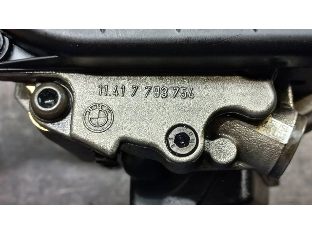 Масляный насос m47n2 8058052011 BMW 1 E81 E87 2.0