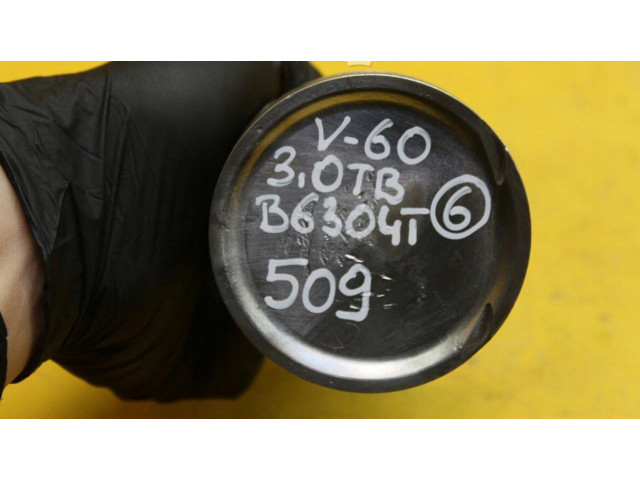  Поршень с шатуном  B6304T  Volvo S60  