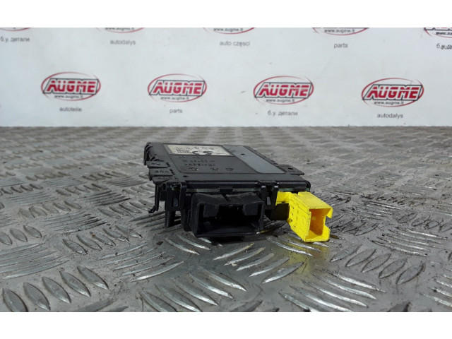 Блок управления 3C0953549A   Citroen C5