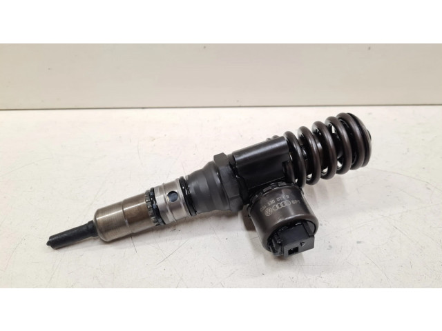 Радио/ проигрыватель CD/DVD / навигация 03G130073B, 0414720402 Audi A3 S3 8P для дизельного двигателя 2