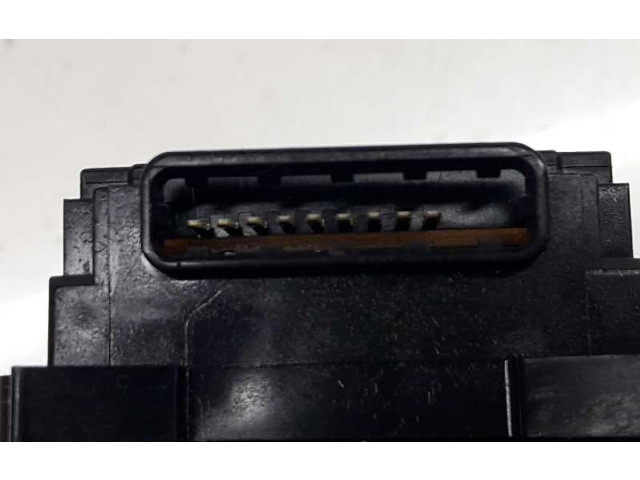 Ручка стеклоочистителей