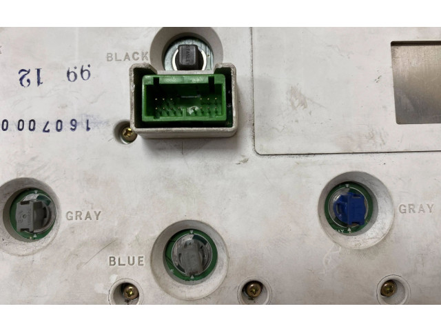 Přístrojová deska Volvo S70 V70 V70 XC 2000 9499671, 9459821