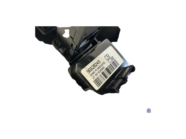 Дисплей    96628249   Chevrolet Captiva