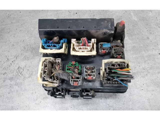   Pojistková skříňka 04727832AI   Chrysler Pacifica 2003