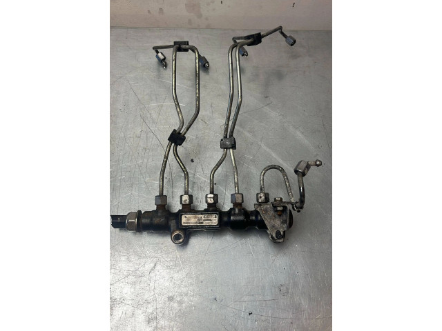 Топливная рампа    Volvo V50   для двигателя D4164 T