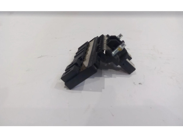 Pojistková skříňka Řídící jednotka BSM 240115fw1b Nissan Micra C+C 2021