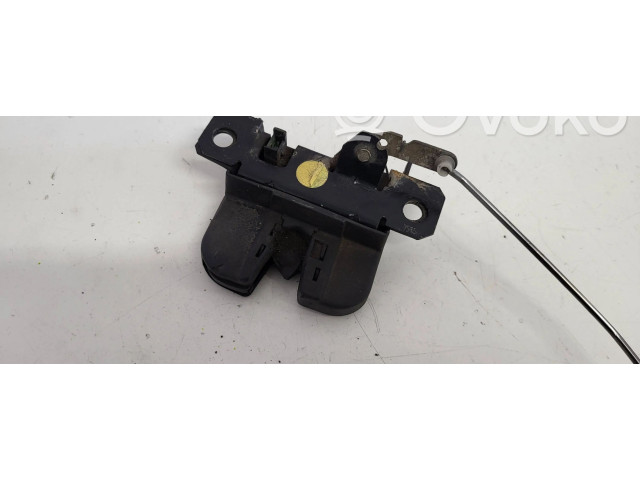 Замок багажника 7H0827505B    Volkswagen Transporter - Caravelle T5 2003 - 2015 года