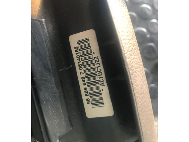 Подушка безопасности водителя AC7UC1JZZ, 96809649705140182 Chevrolet Captiva