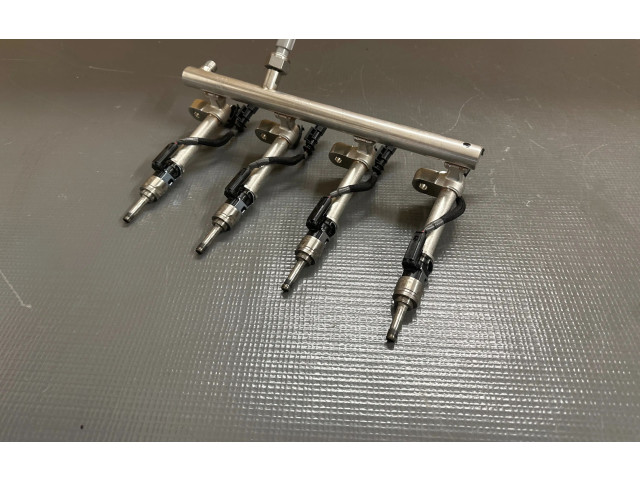 Магистральная трубка топлива 31478555, 060958 Volvo XC90