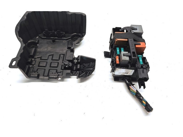 Блок предохранителей 9672641980   Peugeot 2008 II    