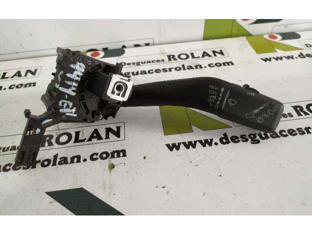 Ручка стеклоочистителей 1K0953519H Volkswagen Golf SportWagen