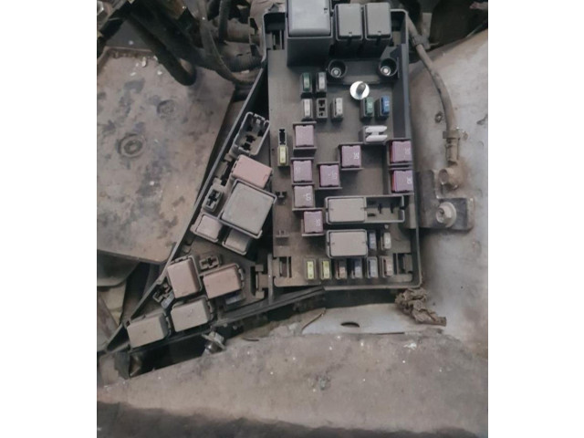 Блок предохранителей    Subaru Forester SJ    