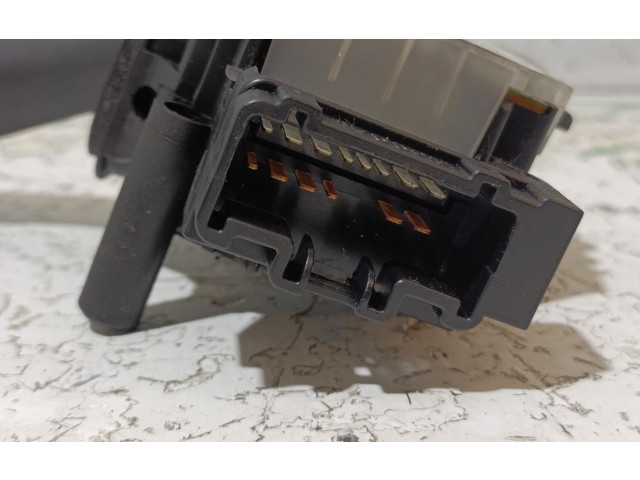 Переключатель дворников 8465205170   Toyota Corolla Verso AR10