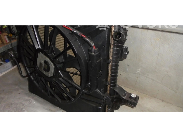 Рулевая рейка Радиатор охлаждающей жидкости 30665985 Volvo XC90 2003 - 2006 года