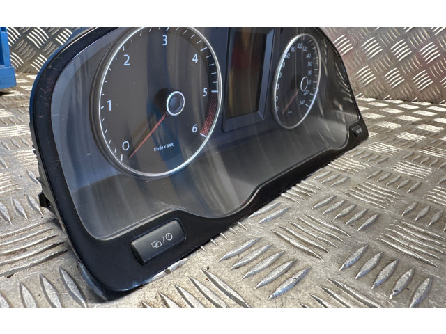 Přístrojová deska Volkswagen Multivan T5 2013 VDD02404, 7E0920860G