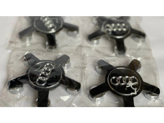 Заводская крышка (крышки) от центрального отверстия колеса