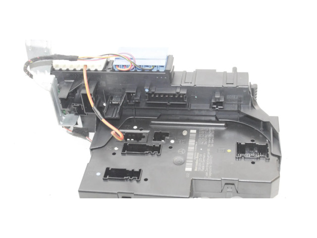 Pojistková skříňka 2049001202 Mercedes-Benz C W204 2010