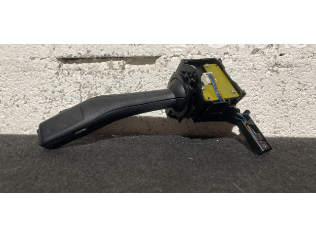 Ручка стеклоочистителей 1K0953519J9B9 Volkswagen Golf VI