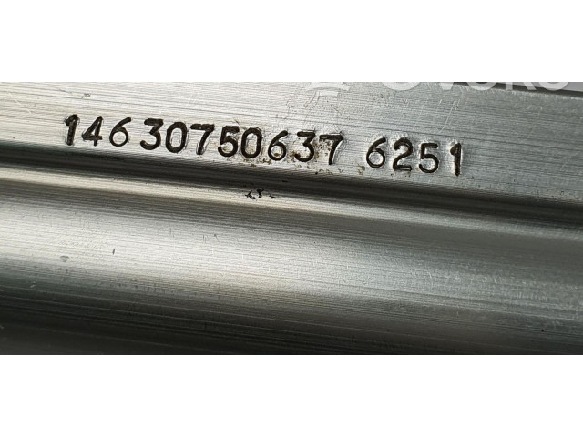 Vstřikovací lišta 30750637   Volvo C70     