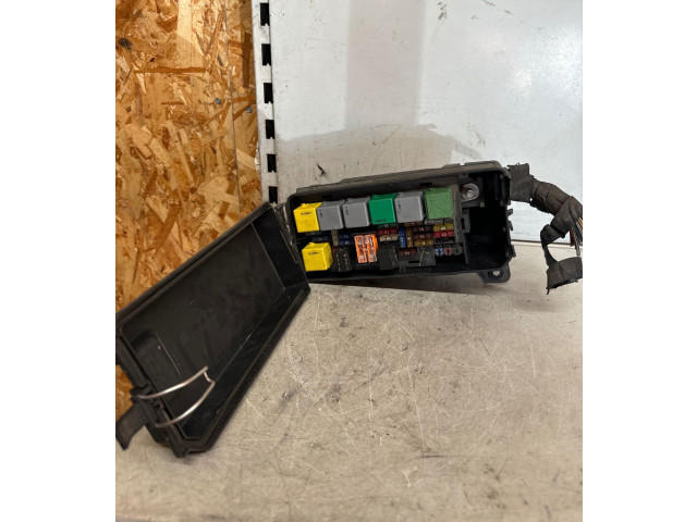 Блок предохранителей A1645404135, 0032572   Mercedes-Benz ML W164    