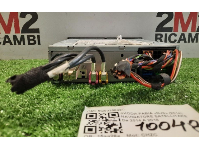 Радио/ проигрыватель CD/DVD / навигация 5Q0035842C, 5Q0035842C    Skoda Fabia Mk3 (NJ)