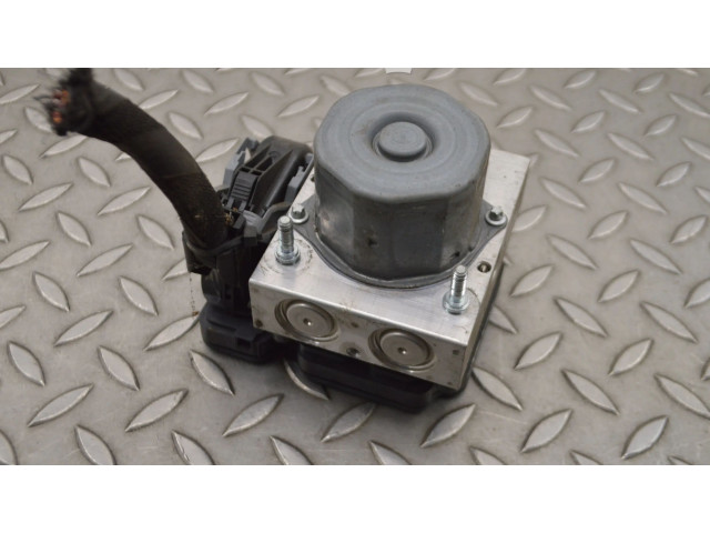 Блок АБС 670032973 Maserati Ghibli 2013 - года