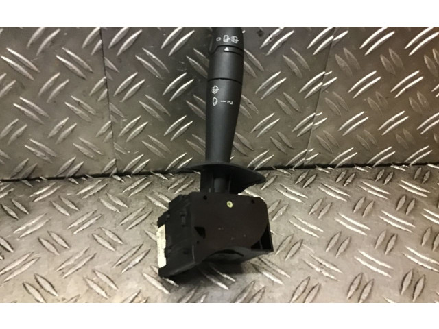 Переключатель дворников 8200792584 Dacia Sandero