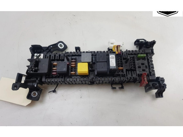 Блок предохранителей A2469067200, A2465400240 Mercedes-Benz A W176